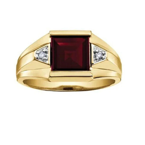 10K Yellow Gold Garnet and 0.03TDW Diamonds Men's Ring