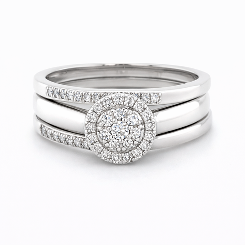 Sparkling 10K White Gold and 0.25TDW Diamond Bridal Set with Round Cluster