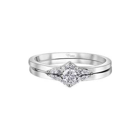 Exquisite 10K White Gold Diamond Band with 0.045TDW Diamonds