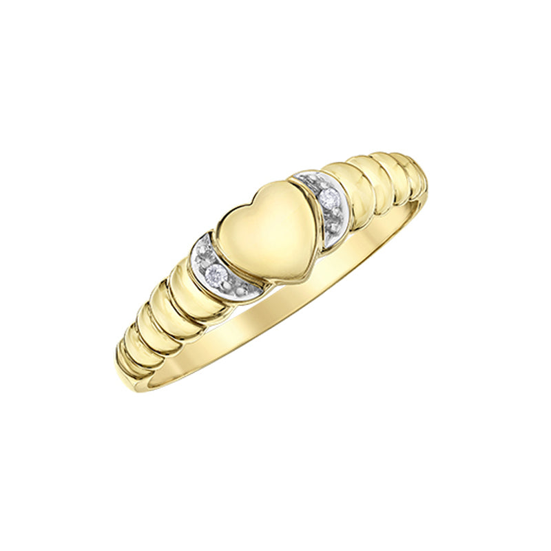 10K Yellow Gold 0.13TDW Diamond Heart Ring