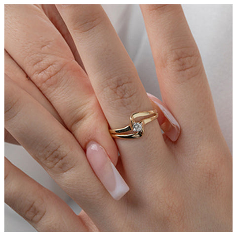 10K Yellow and White Gold 0.10TDW Canadian Diamond Ring