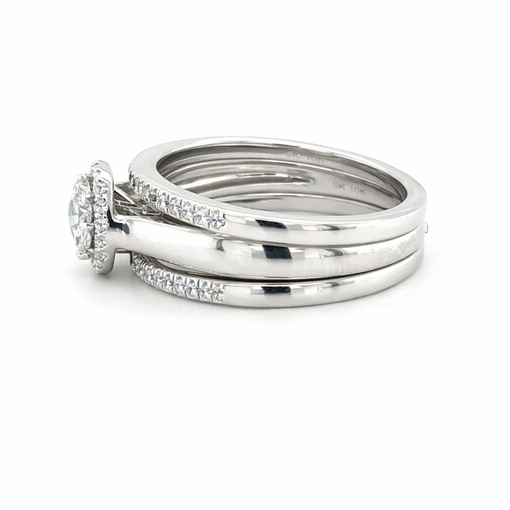 Sparkling 10K White Gold and 0.25TDW Diamond Bridal Set with Round Cluster