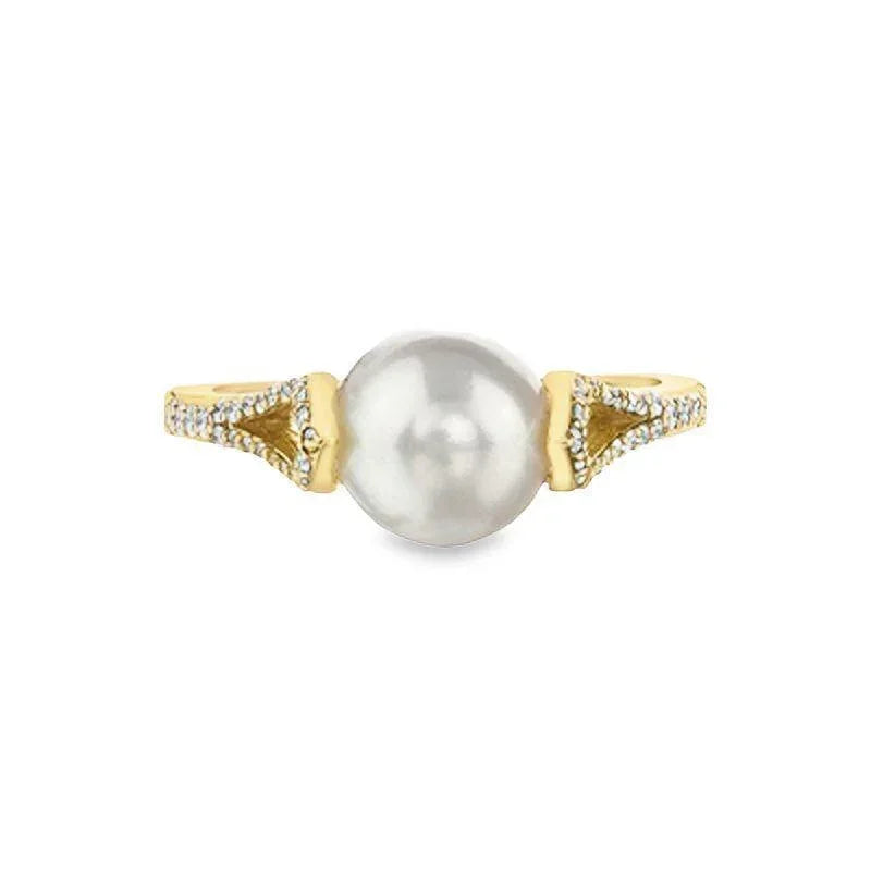 0.22TDW Diamond &amp; 8MM Fresh Water Pearl Gemstone Ring in 10K Yellow Gold