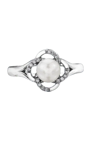 10K White Gold Pearl and Diamond Ring