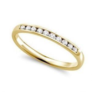 0.20TDW diamond Comfort fit Anniversary &amp; Wedding Band in 10K Yellow Gold