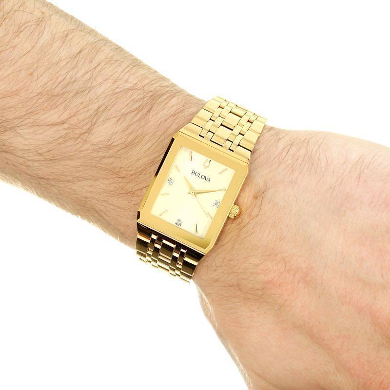 Bulova Futuro Quartz Mens Watch 97D120