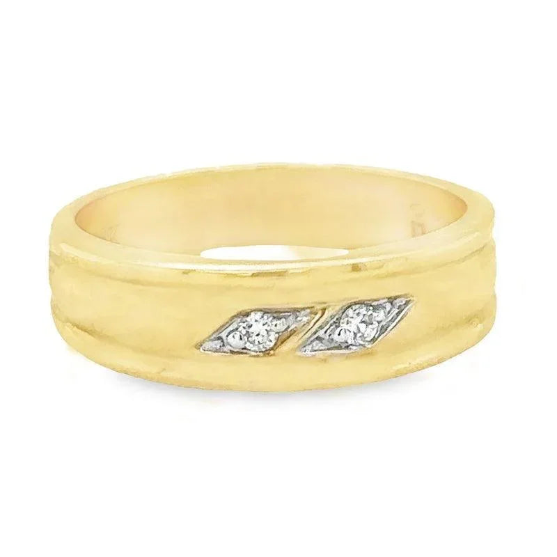 10K Yellow gold and 0.04TDW Diamond Womens Band