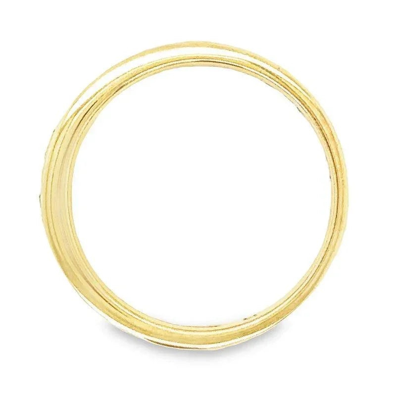 10K Yellow gold and 0.04TDW Diamond Women&#39;s Band